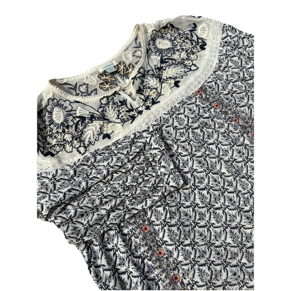 Sundance Floral Lace Tunic Top Medium Black Floral Boho 3/4 Sleeve Flowy